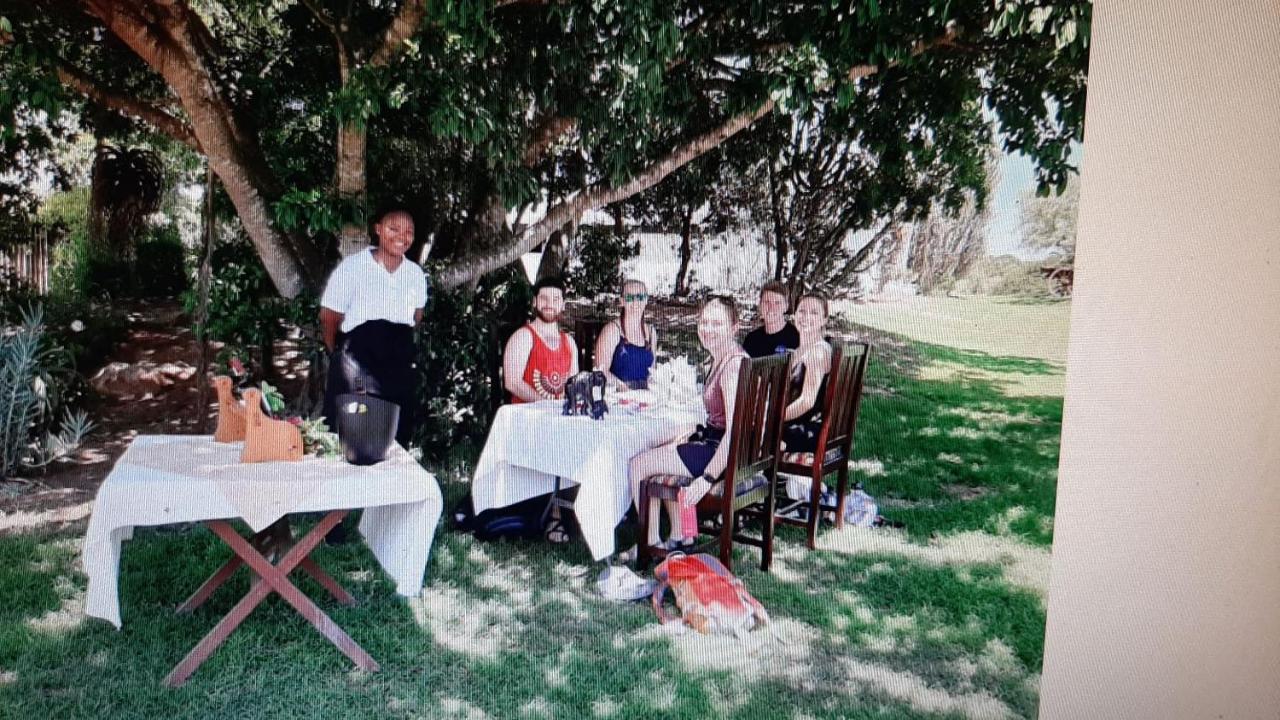 Leeuwenbosch Country House - Reserva de Amakhala Exterior foto